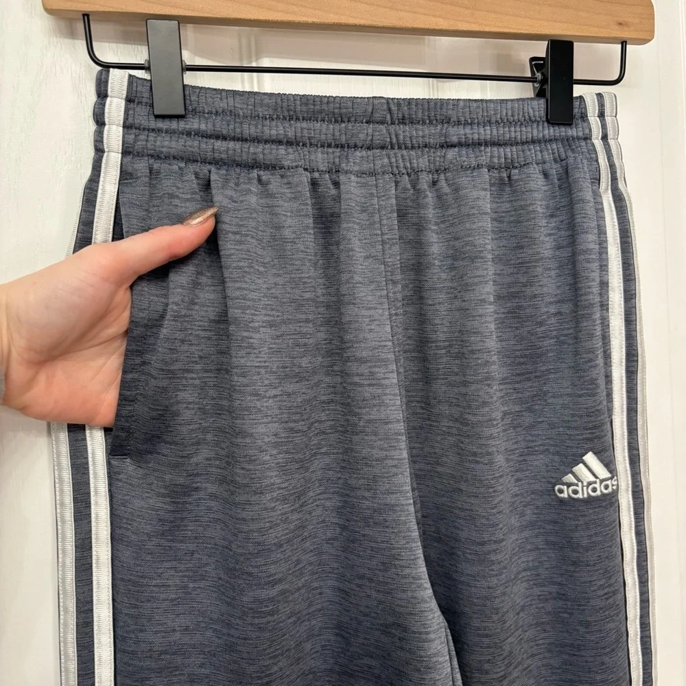 Gray 3-Stripe Joggers | Adidas Youth L (14/16)